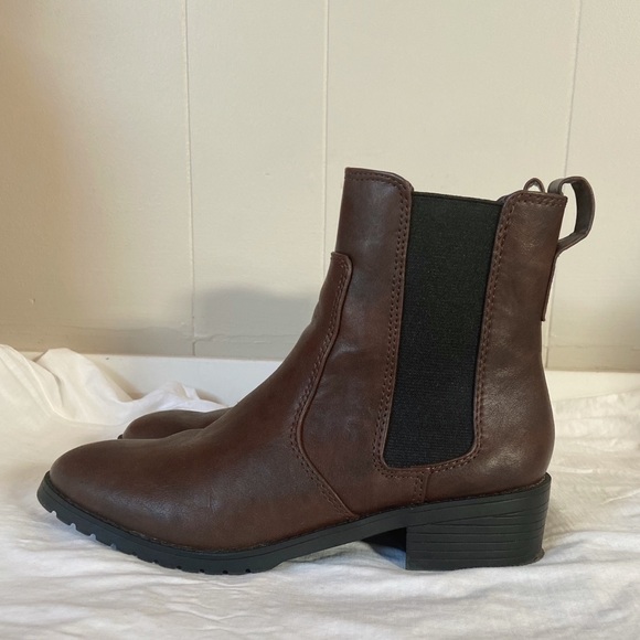 H&M Shoes - H&M Chelsea Ankle Boots